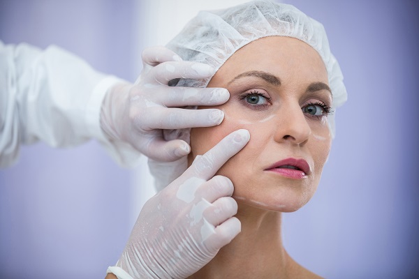 5 Things To Consider Before Undergoing A Facial Surgery